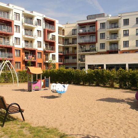 Apartamento Apartament Z Basenem Laura Polanki Park Kołobrzeg Exterior foto