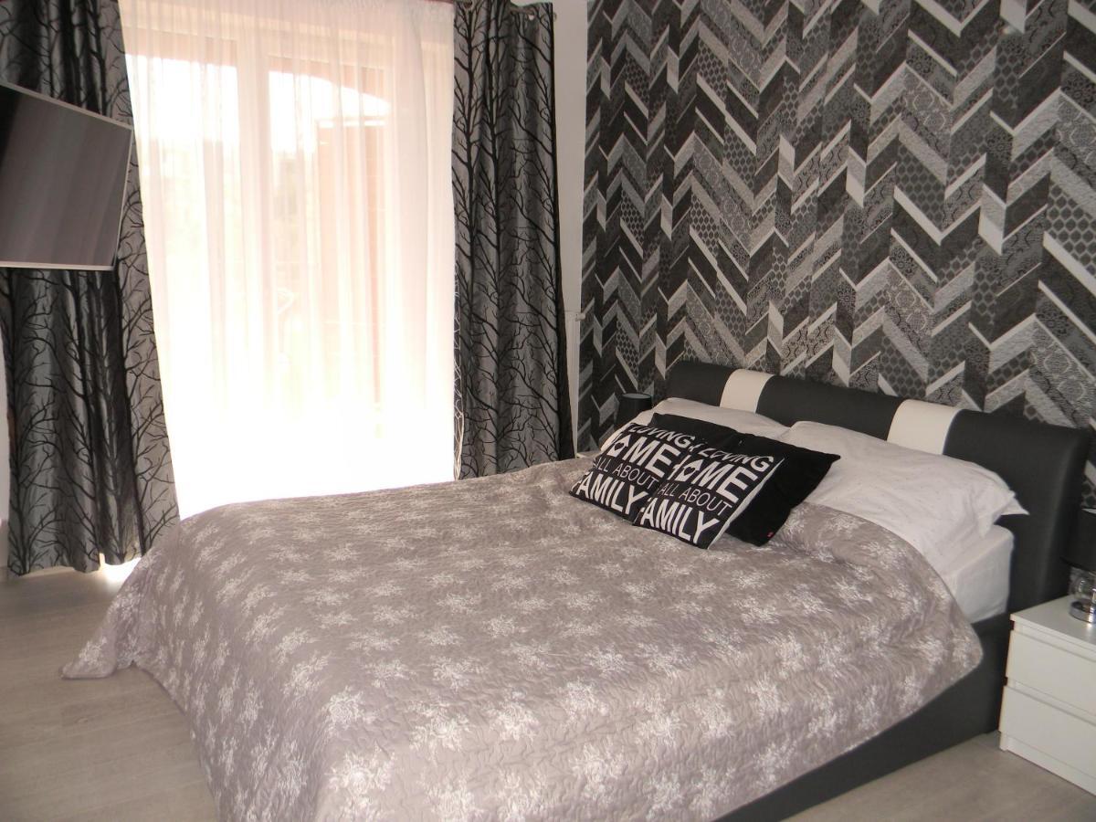 Apartamento Apartament Z Basenem Laura Polanki Park Kołobrzeg Exterior foto